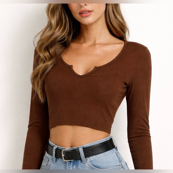 Tops - Women’s Low Cut Crop Top. Ribbed. Long sleeve. NWOT. XS